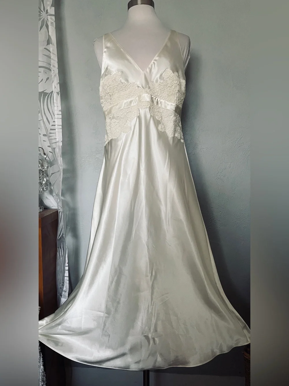 NWT Jones New York Intimates Bridal Slip Dress Nightgown Ivory Lingerie Sz L - Picture 3 of 9